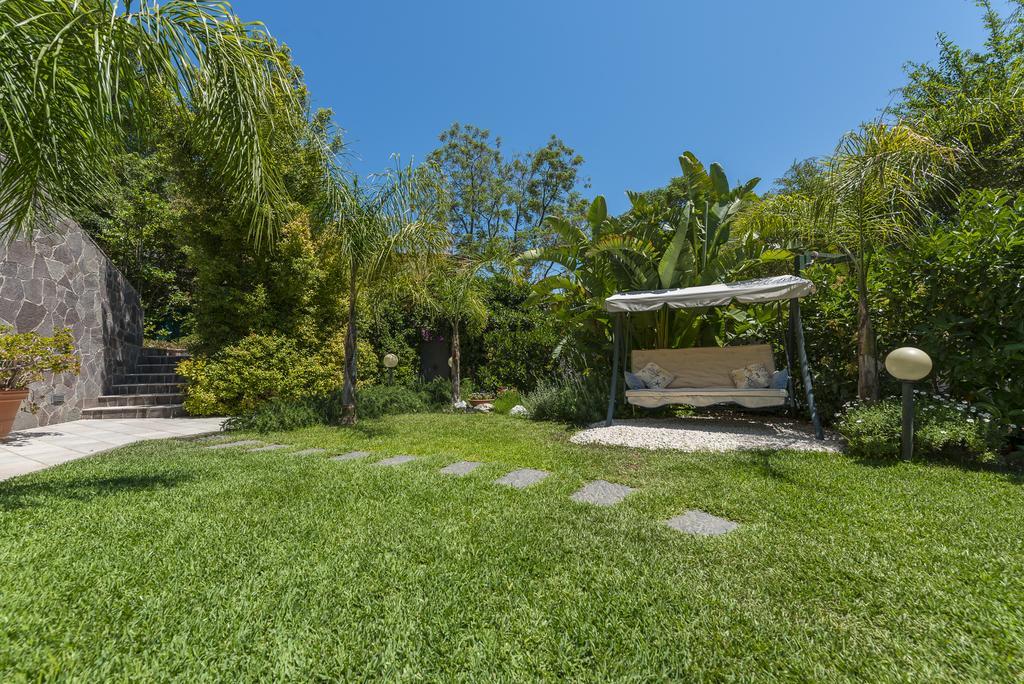 B&B Mondello Holiday Palermo Buitenkant foto